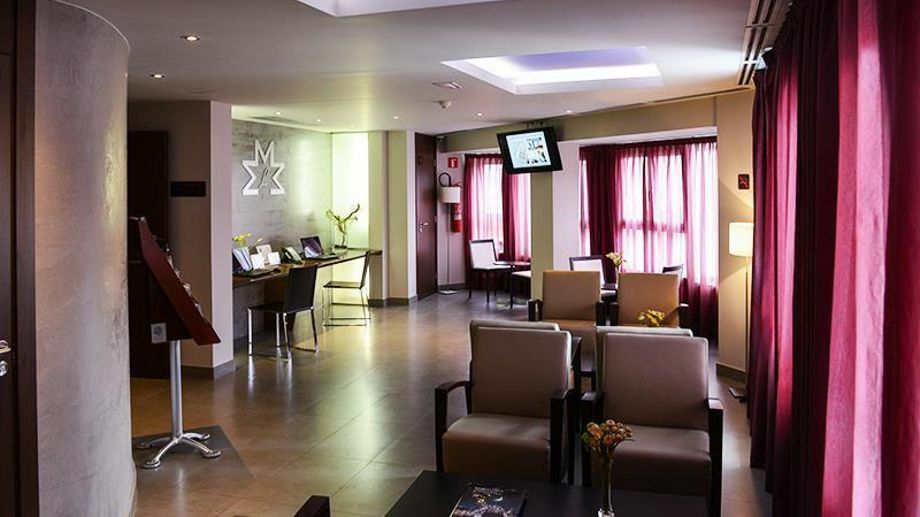 Hotel Madanis Liceo Оспиталет де Лобрегат Екстериор снимка