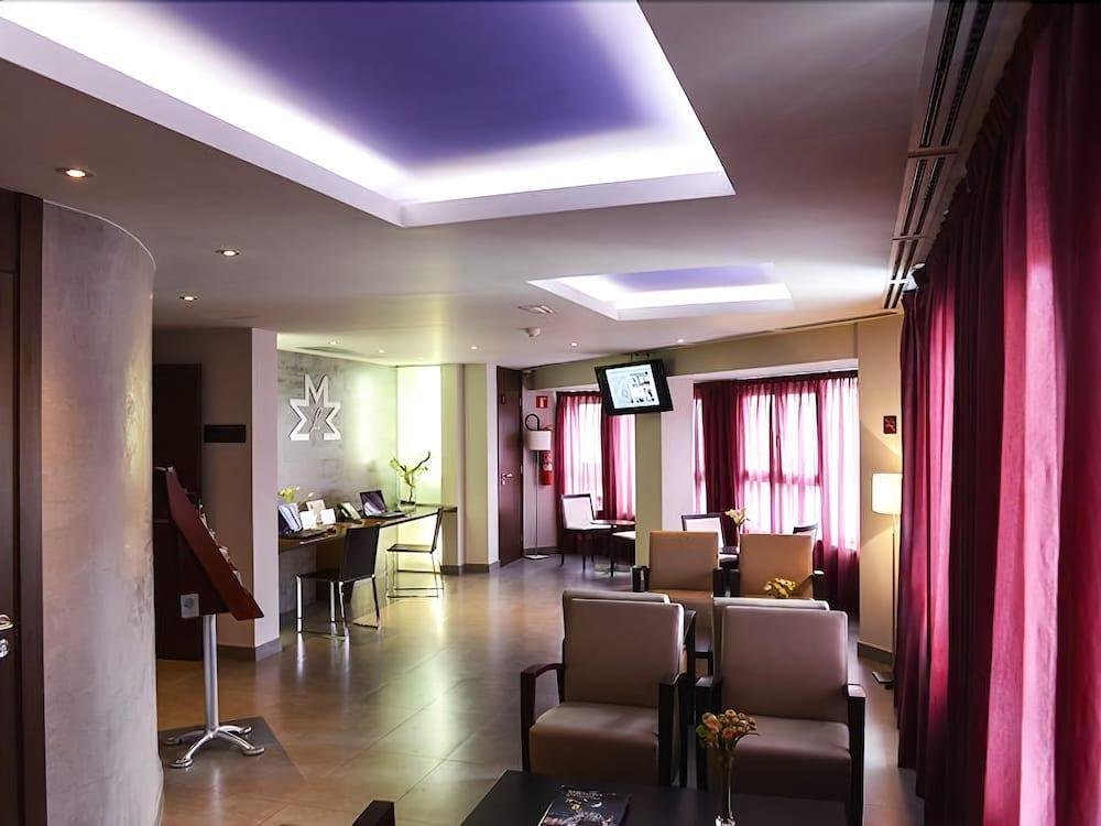 Hotel Madanis Liceo Оспиталет де Лобрегат Екстериор снимка